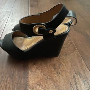 Venus black wedge heel sandals